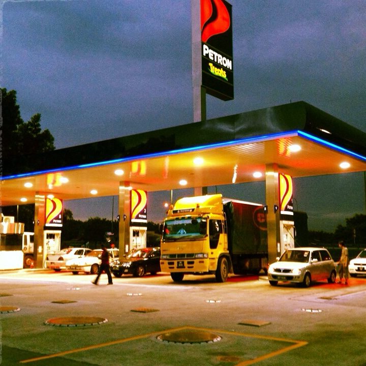 petron toll skudai northbound