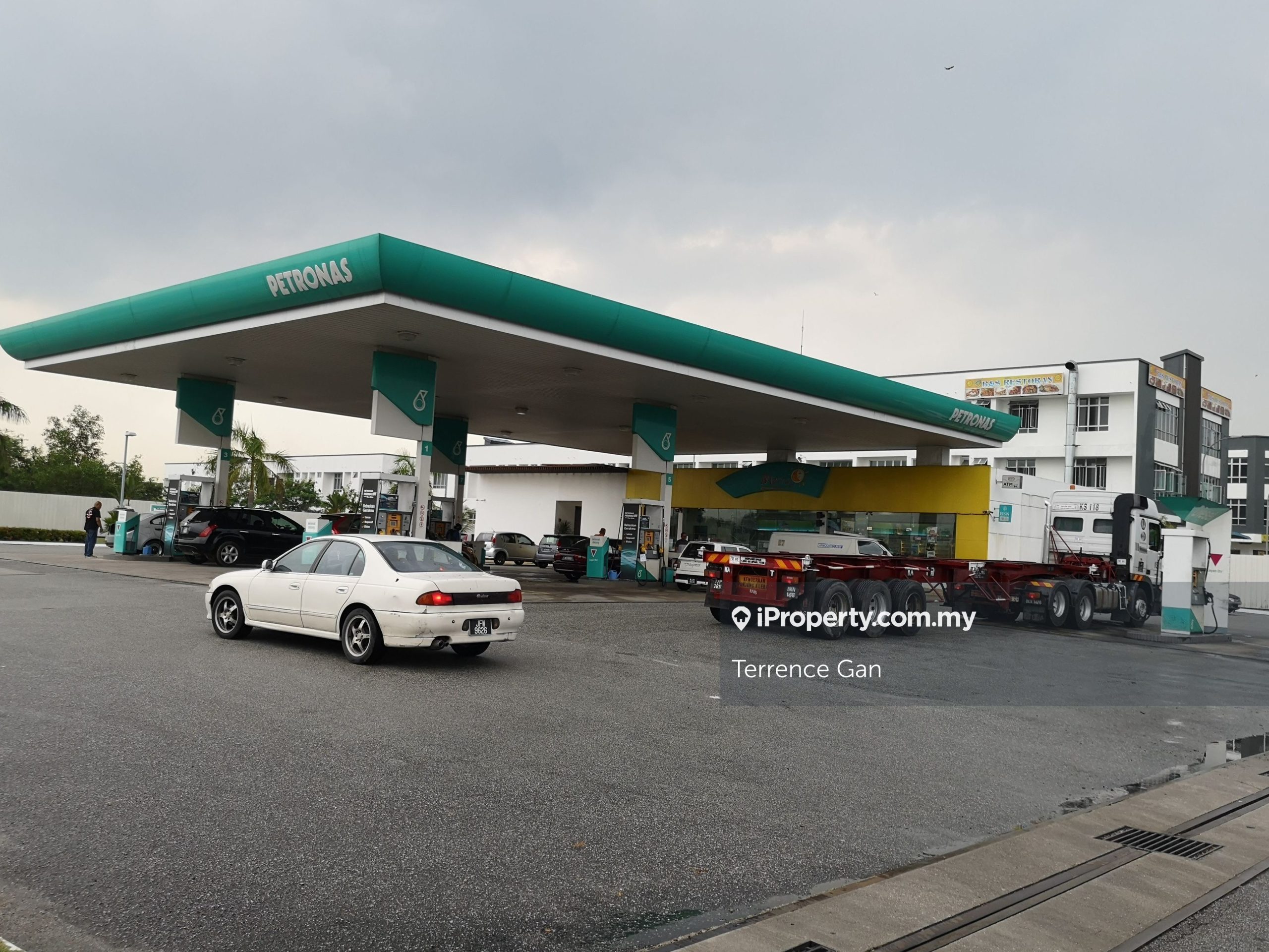 petronas pasir putih pasir gudang scaled