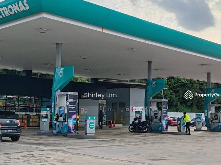 PETRONAS Setia Tropika 1 petronas setia tropika